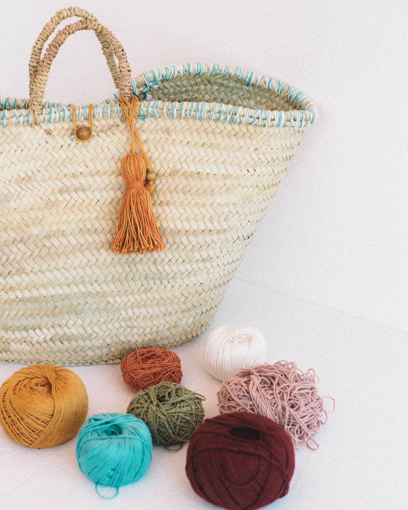 EMBROIDERED HAND-WOVEN STRAW SHOPPING BASKET